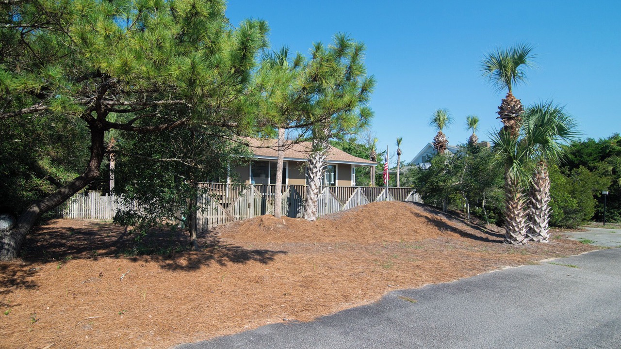 Photo of Outdoor in Debordieu Colony