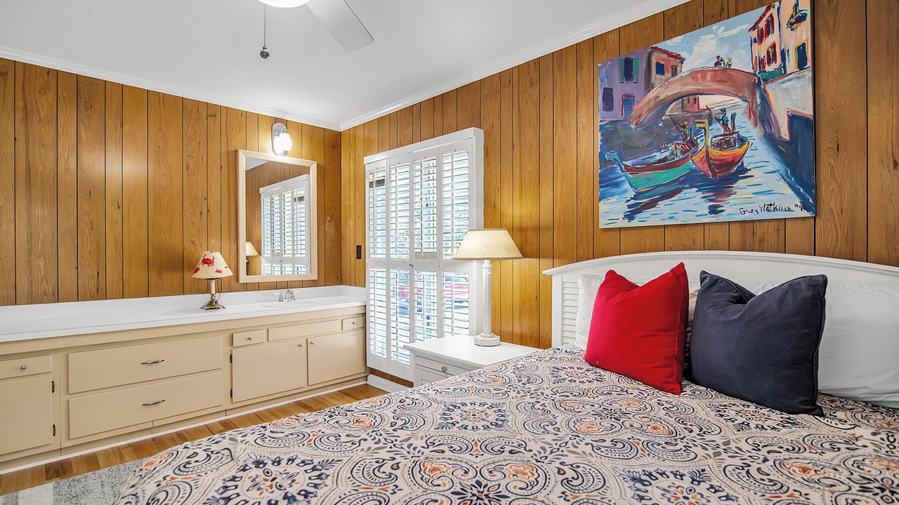 Photo of Bedroom in Debordieu Colony