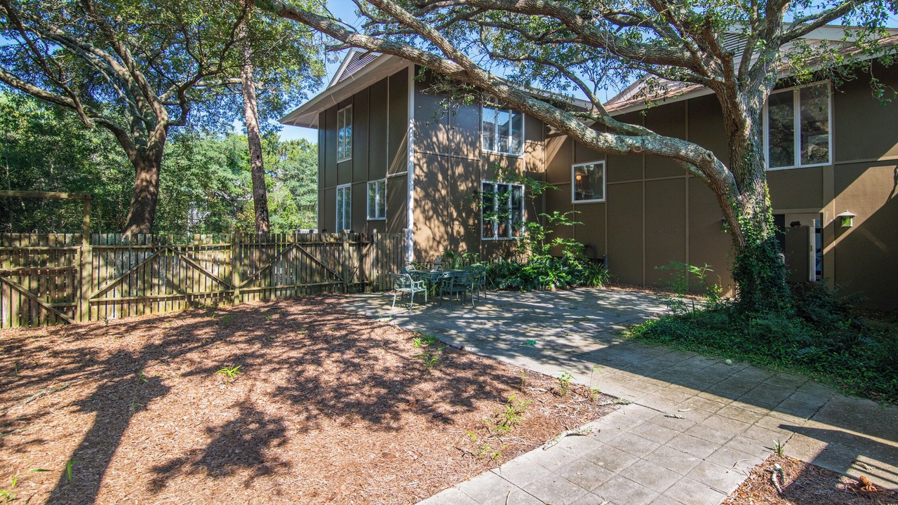 Photo of Outdoor in Debordieu Colony