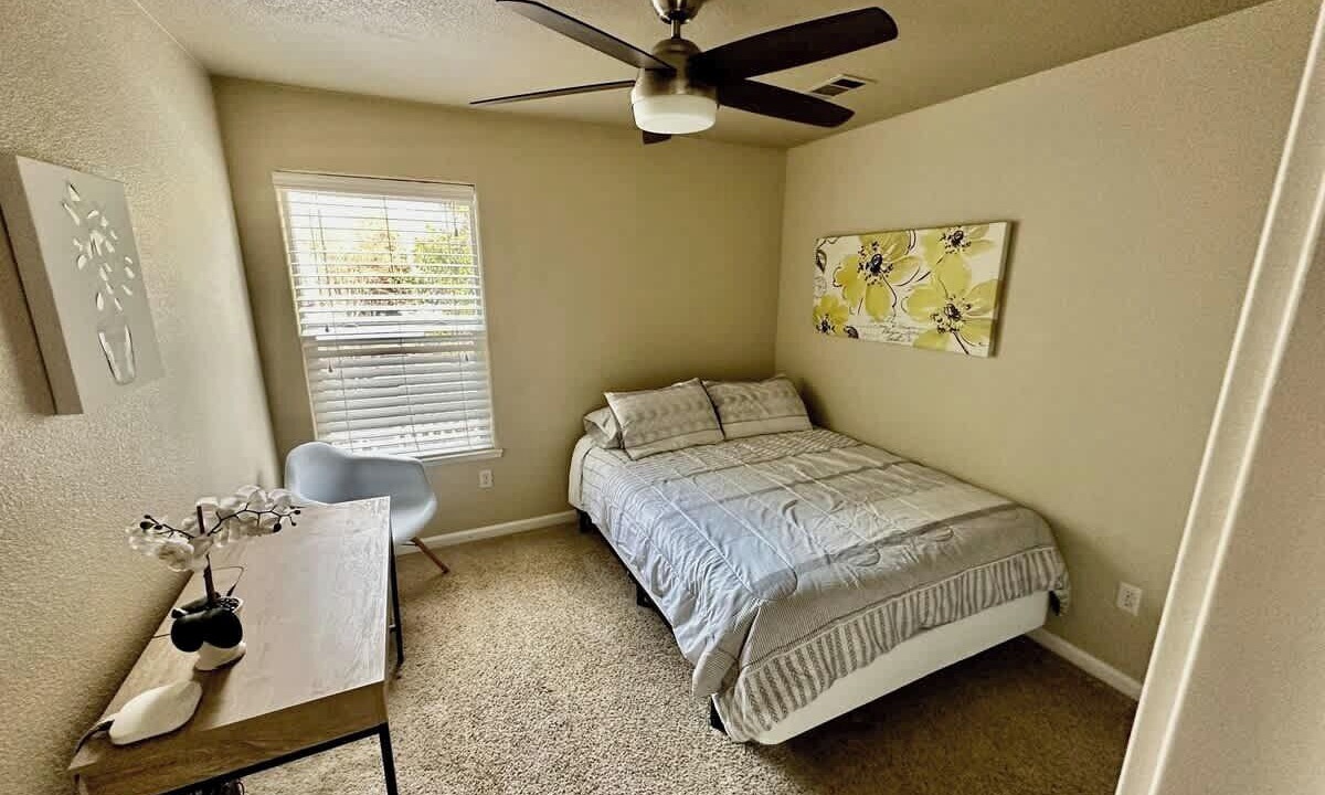 Photo of Bedroom in Modesto