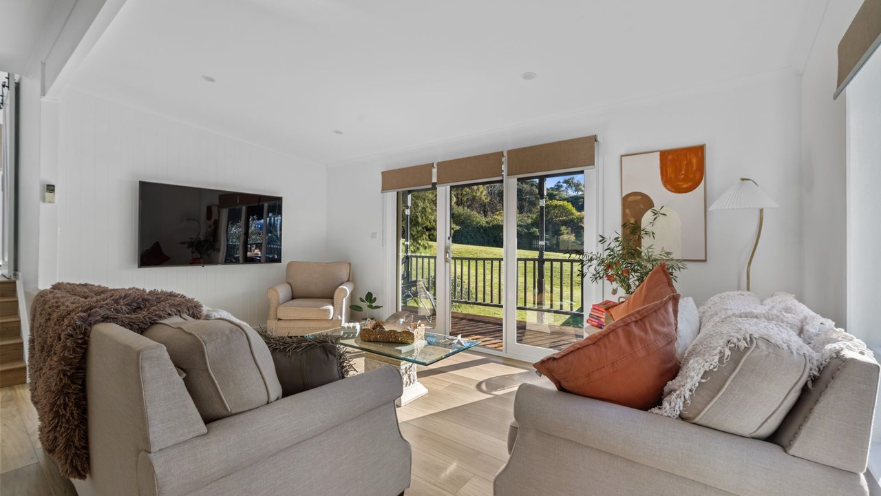 Photo of Livingroom in Venus Bay