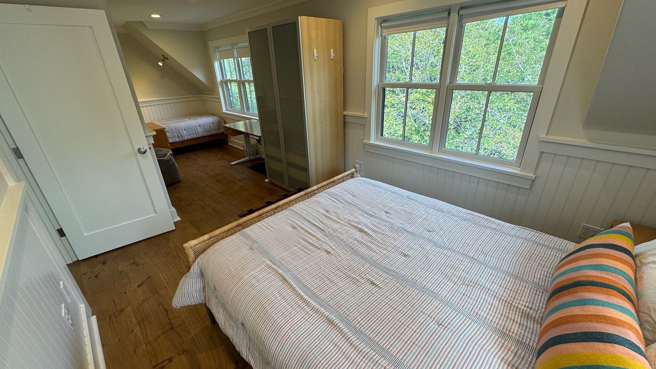 Photo of Bedroom in Monomoy