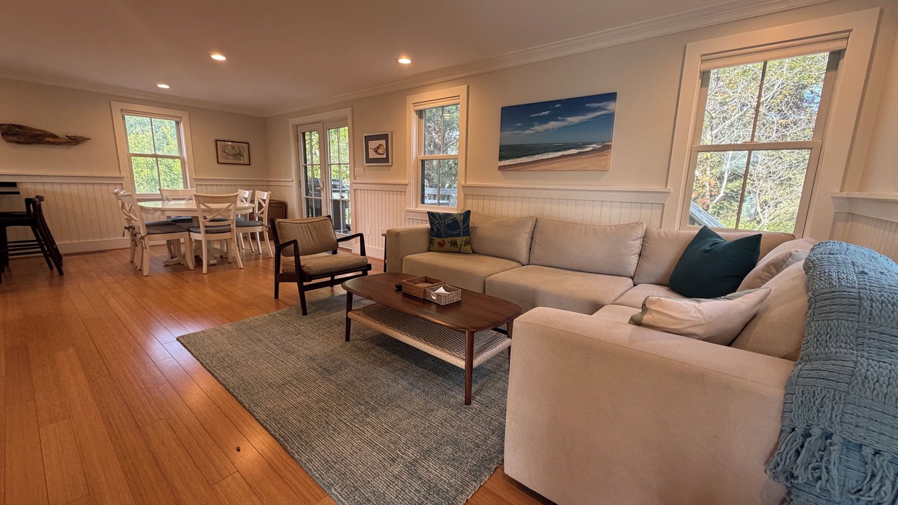 Photo of Livingroom in Monomoy