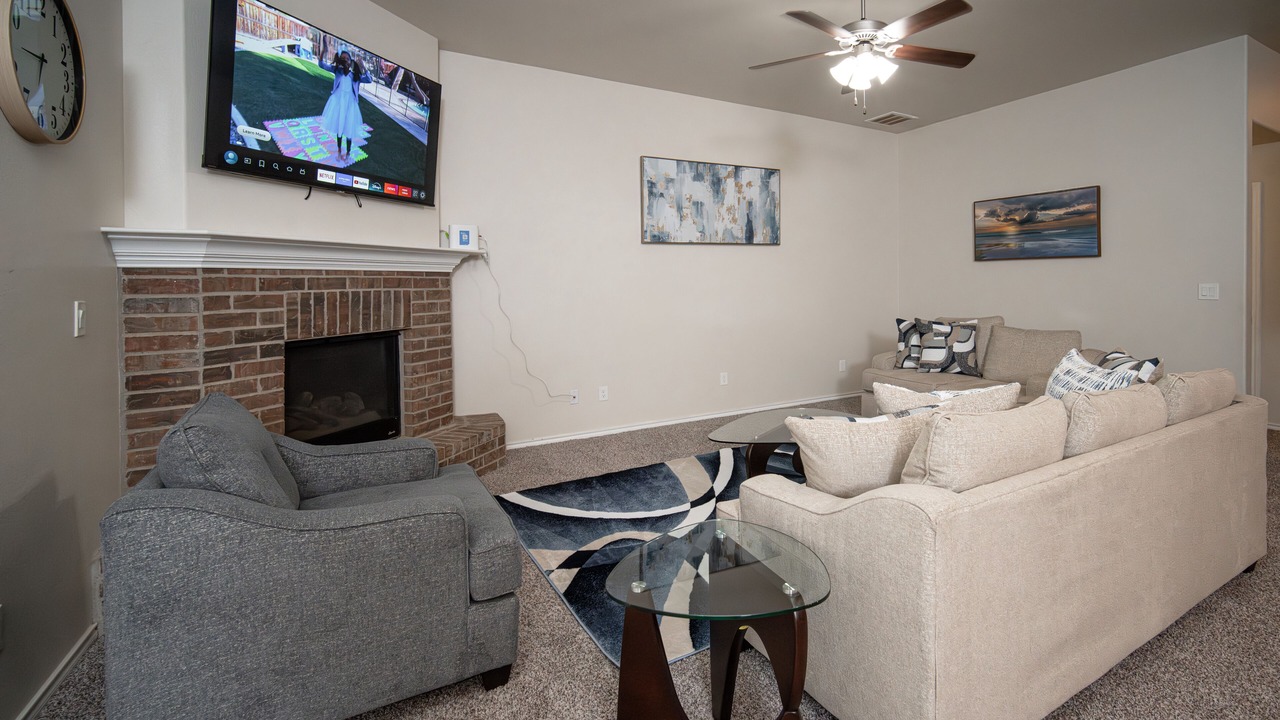 Photo of Livingroom in Midland
