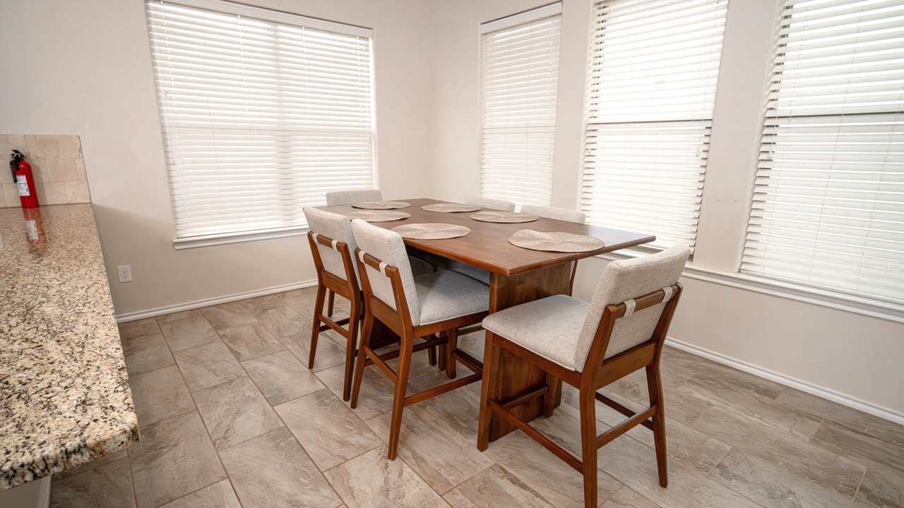 Photo of Livingroom in Midland