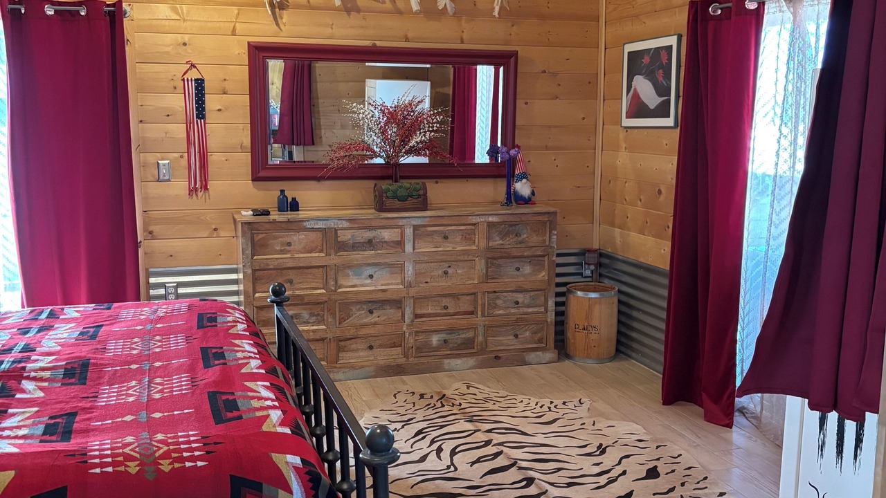 Photo of Bedroom in Cochise