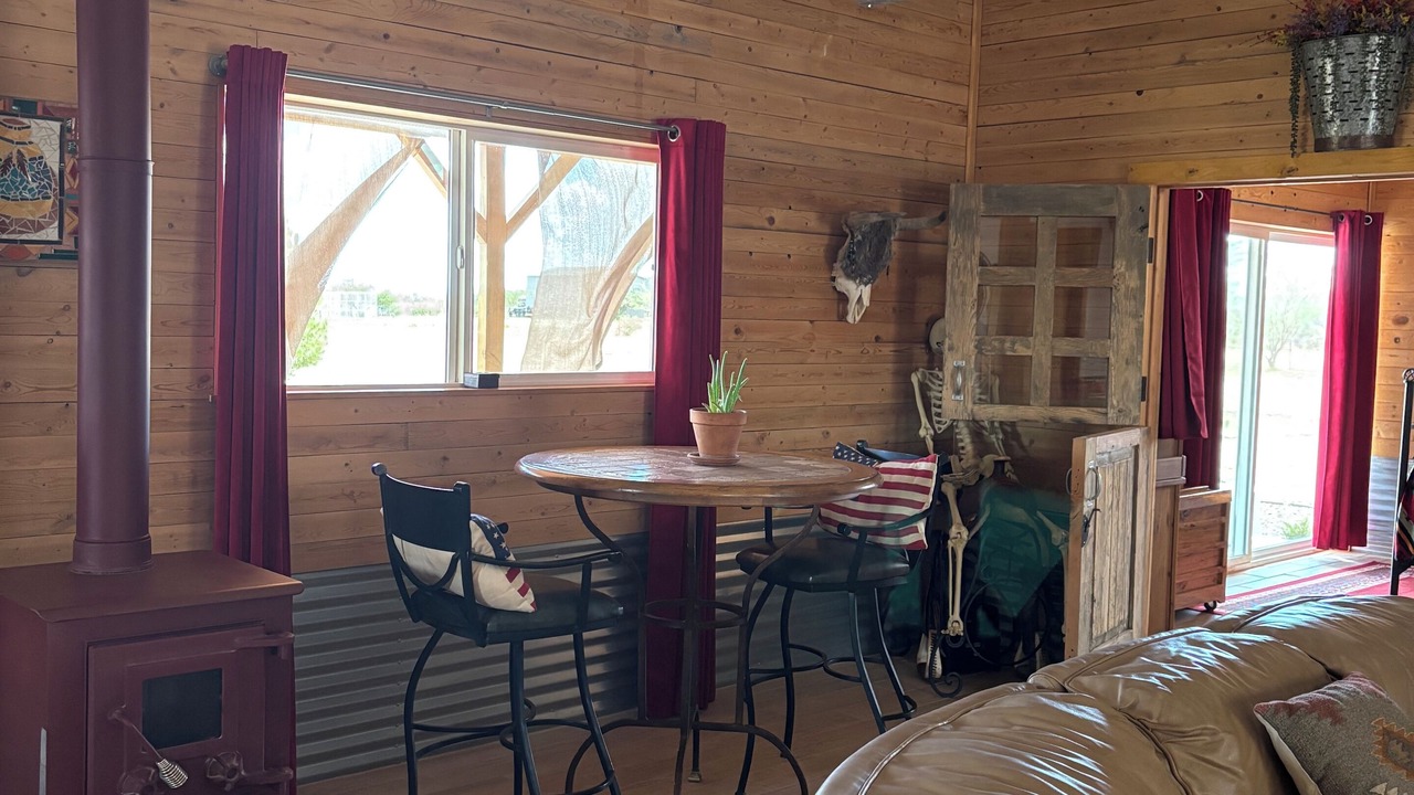 Photo of Livingroom in Cochise