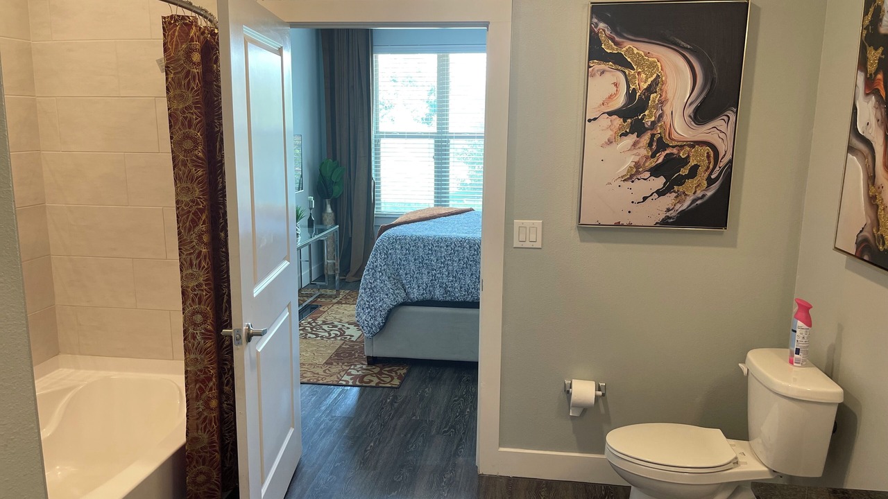 Photo of Bathroom in Farmers Branch