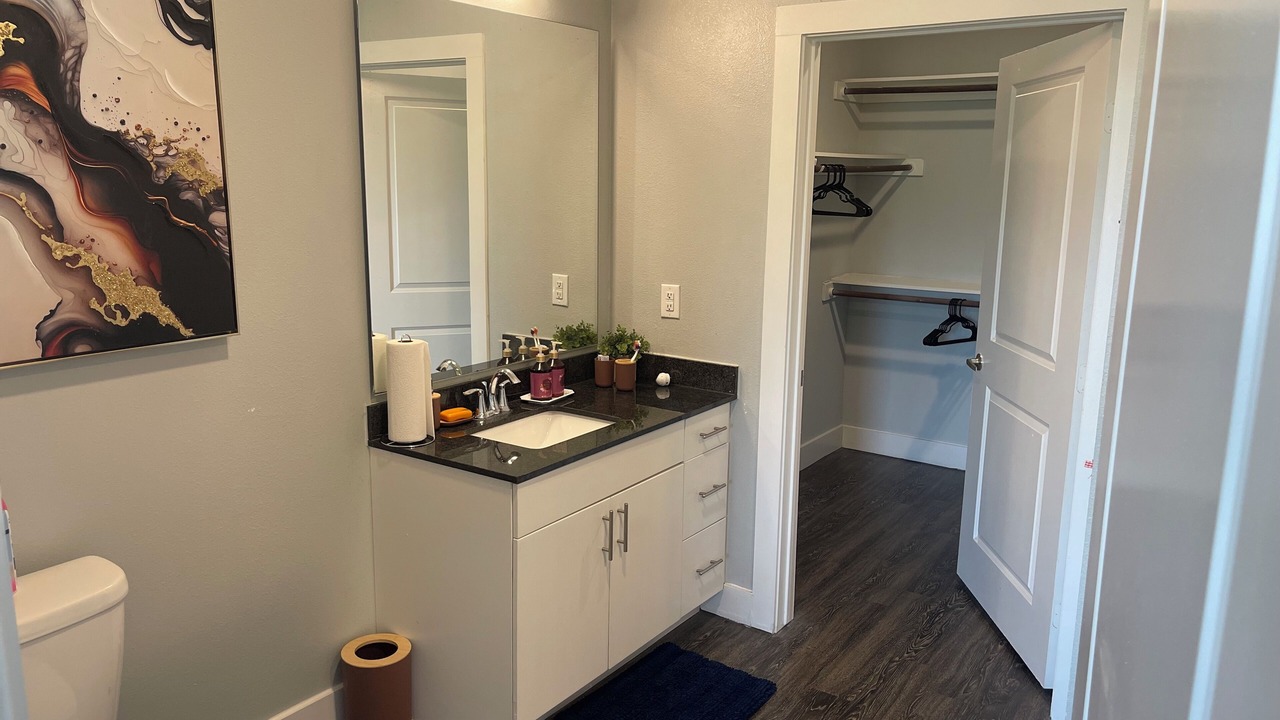 Photo of Bathroom in Farmers Branch