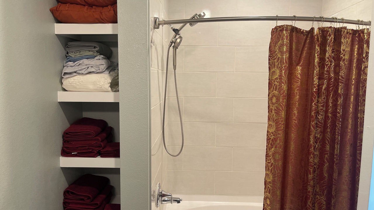 Photo of Bathroom in Farmers Branch