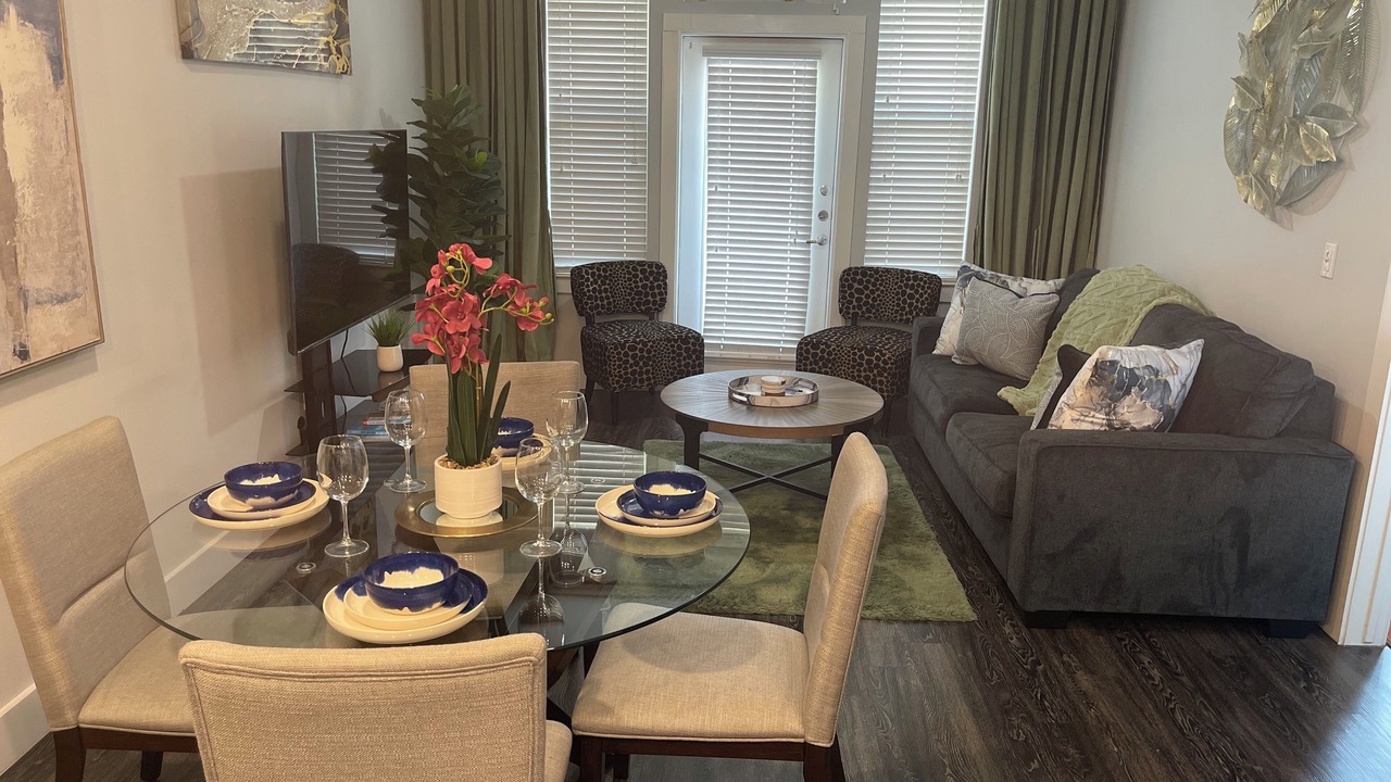 Photo of Livingroom in Farmers Branch