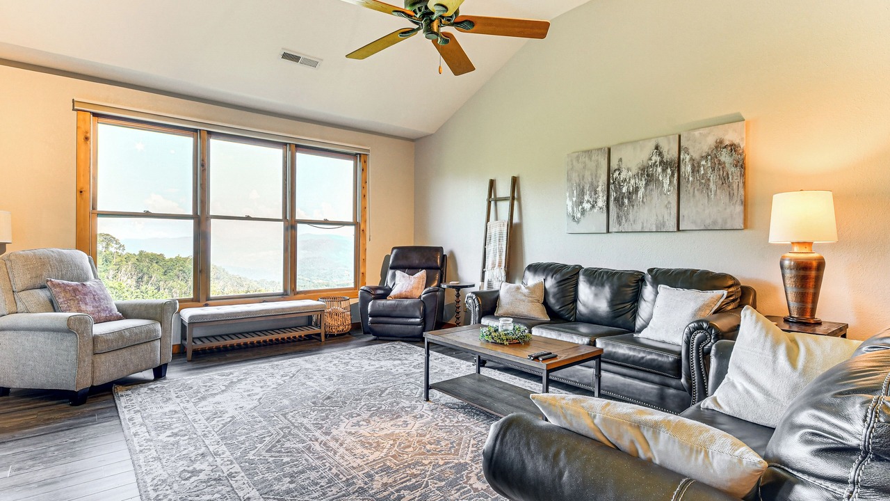 Photo of Livingroom in Mountain Air