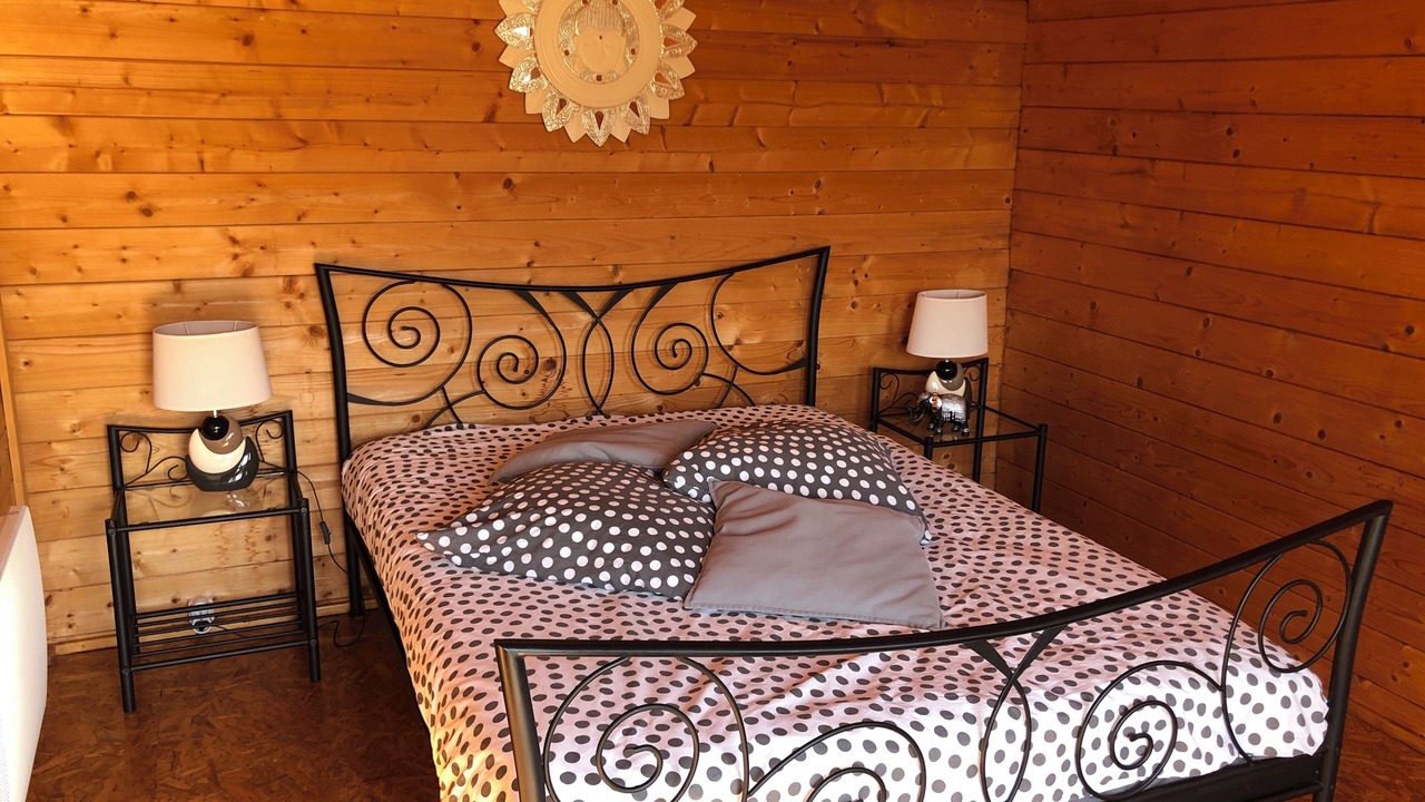 Photo of Bedroom in Aouste-sur-Sye
