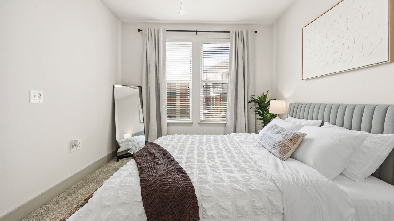 Photo of Bedroom in Frisco Square