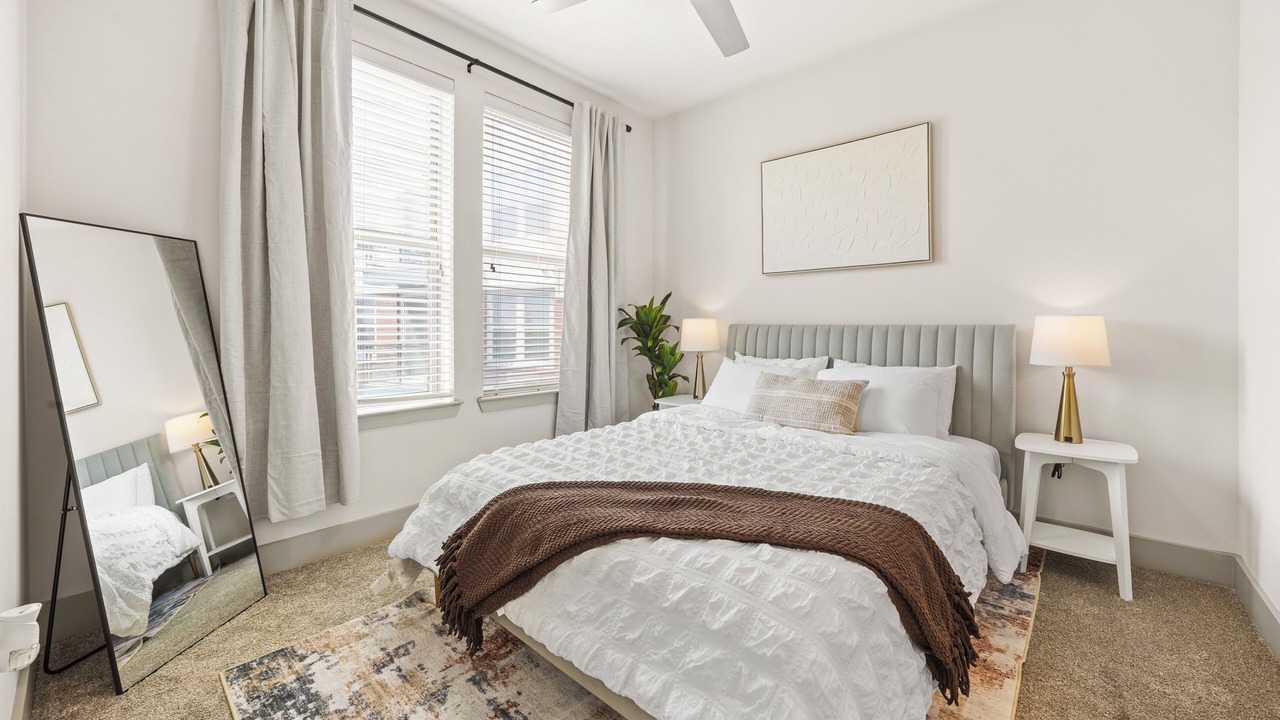 Photo of Bedroom in Frisco Square
