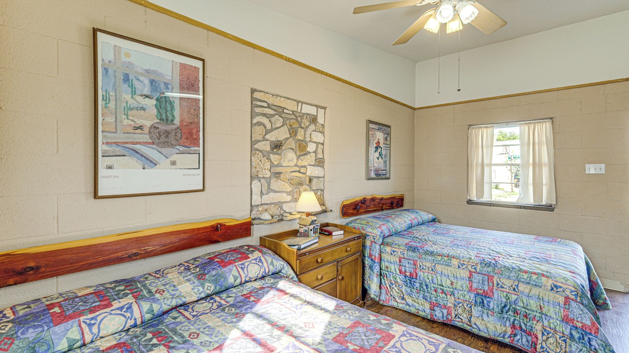 Photo of Bedroom in Whitney
