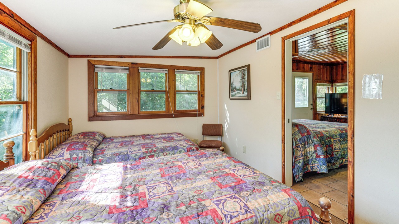 Photo of Bedroom in Whitney