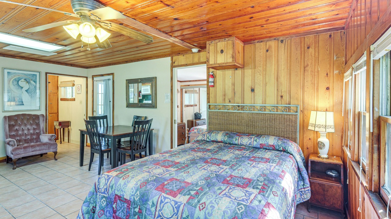 Photo of Bedroom in Whitney