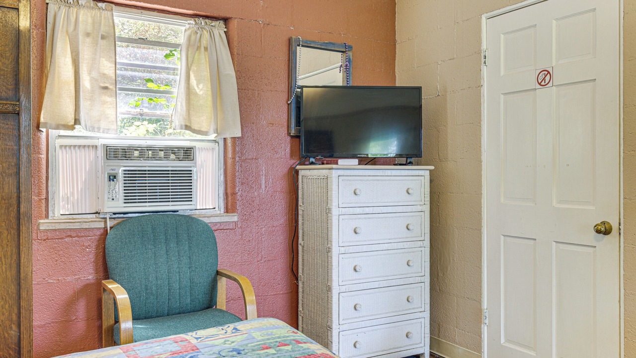 Photo of Bedroom in Whitney
