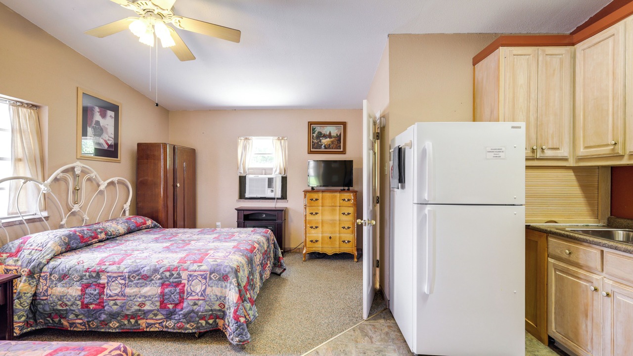 Photo of Bedroom in Whitney