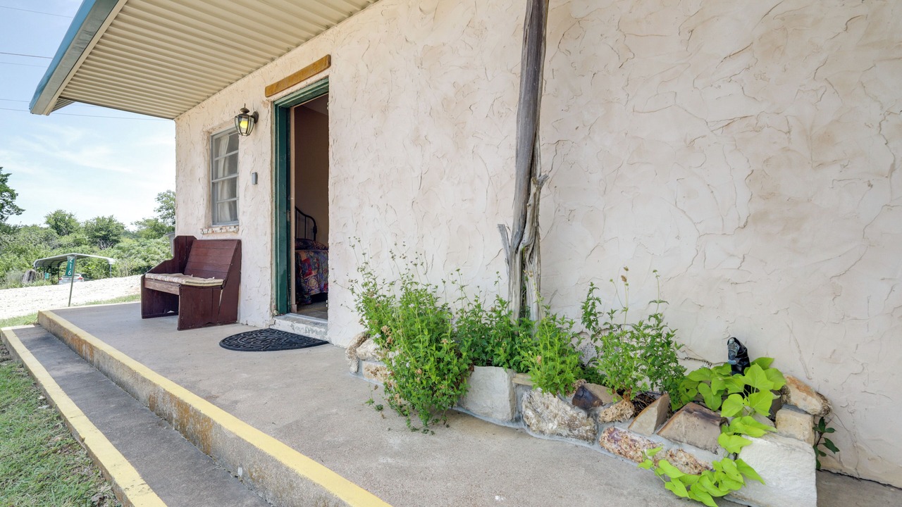 Photo of Patio Balcony in Whitney