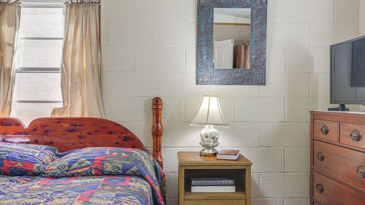 Photo of Bedroom in Whitney