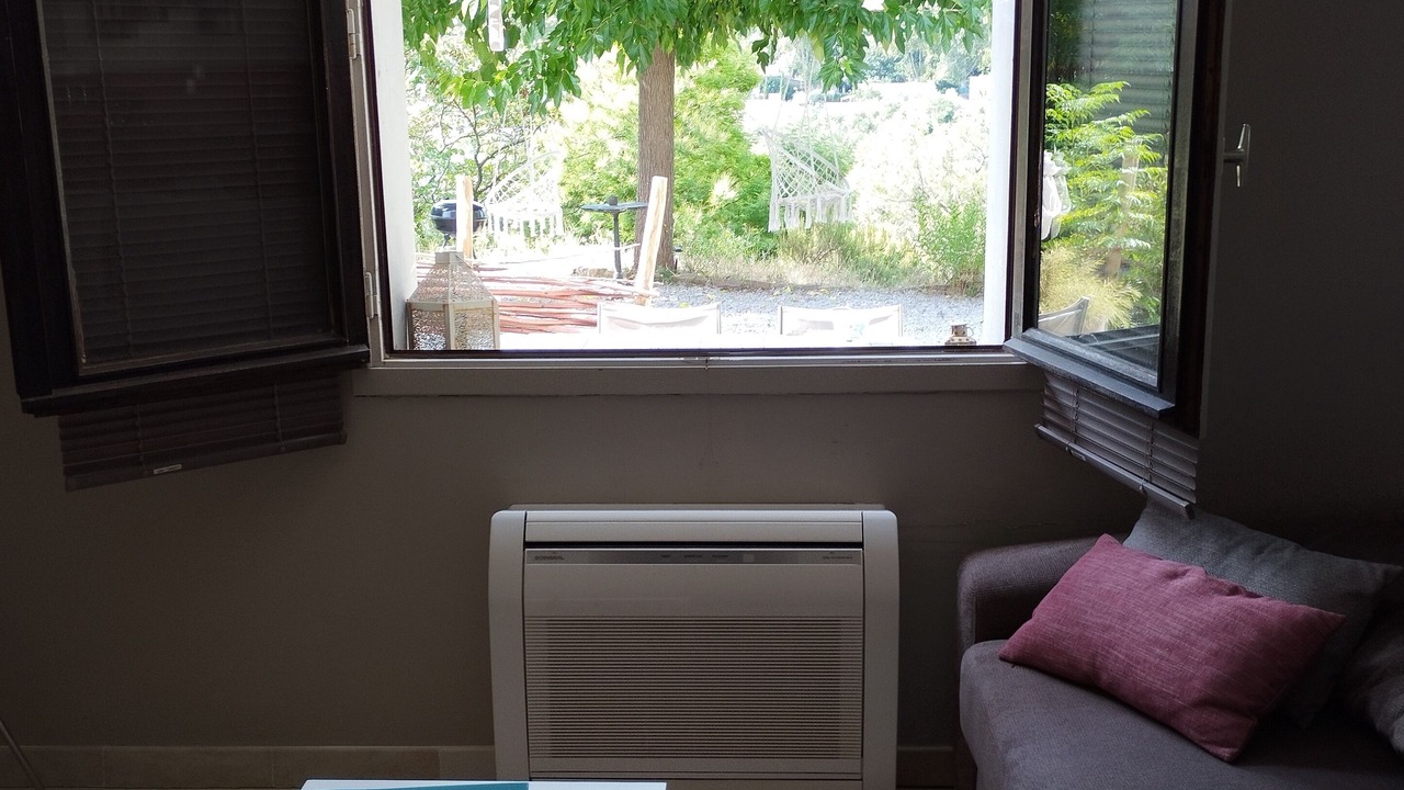 Photo of Livingroom in Gabian