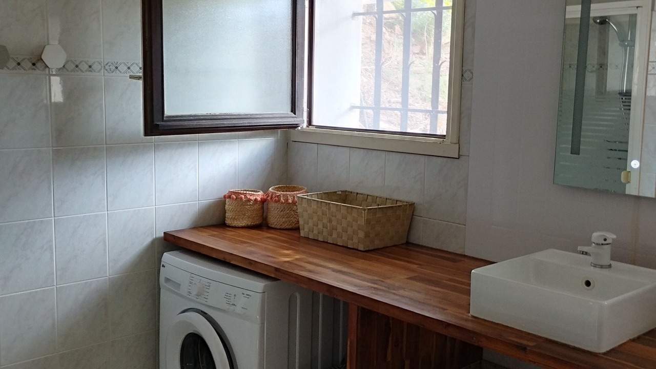 Photo of Bathroom in Gabian