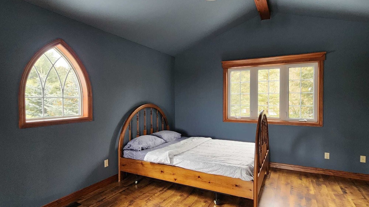 Photo of Bedroom in Amaranth