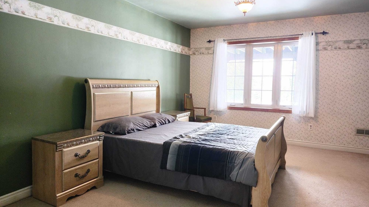 Photo of Bedroom in Amaranth