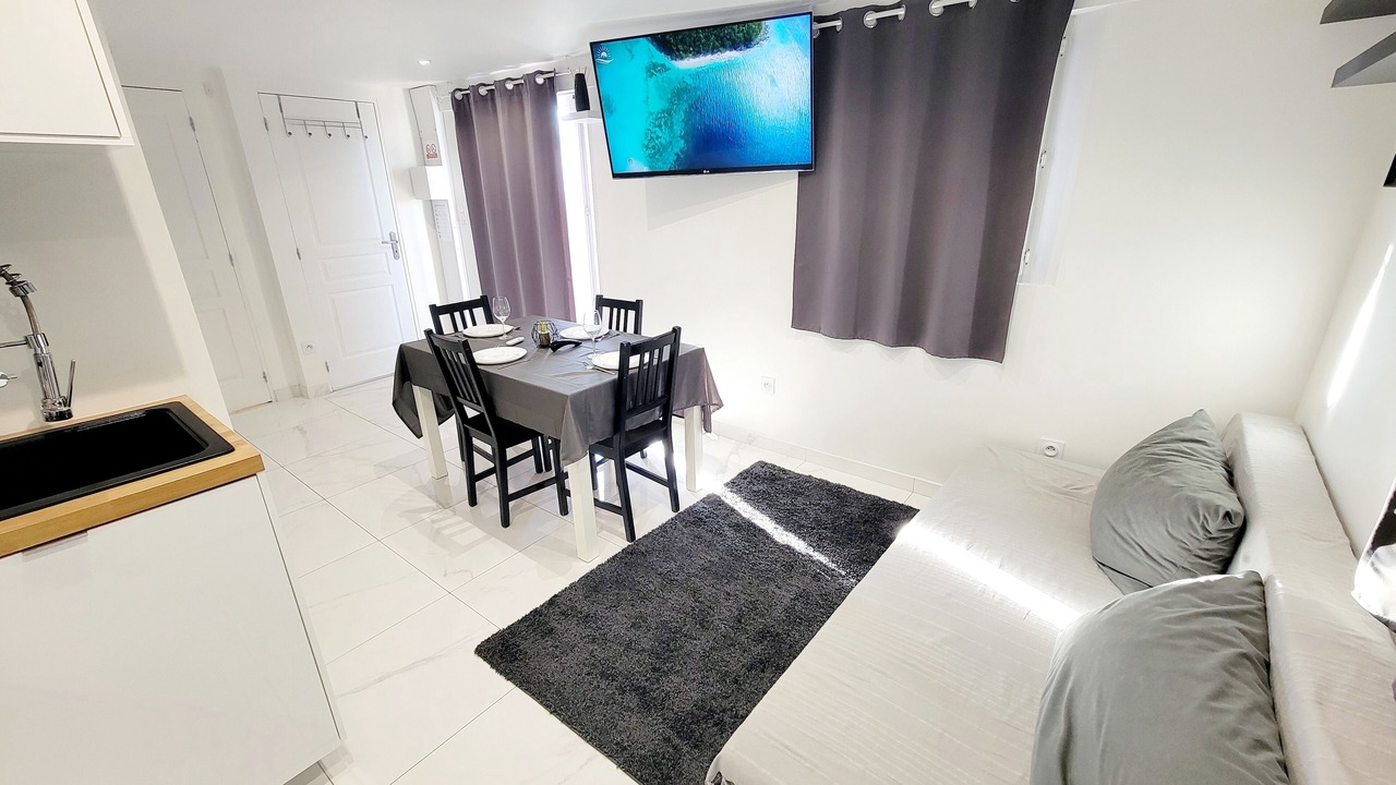 Photo of Livingroom in Juvignac