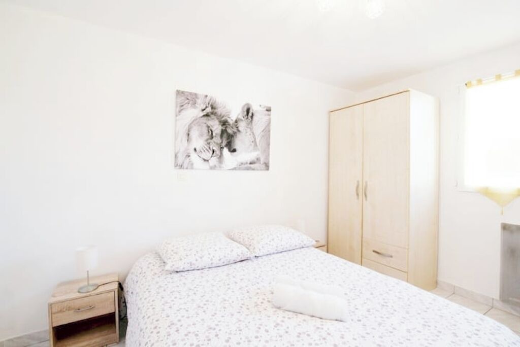 Photo of Bedroom in Ancely