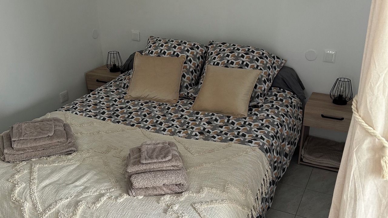 Photo of Bedroom in Saujon