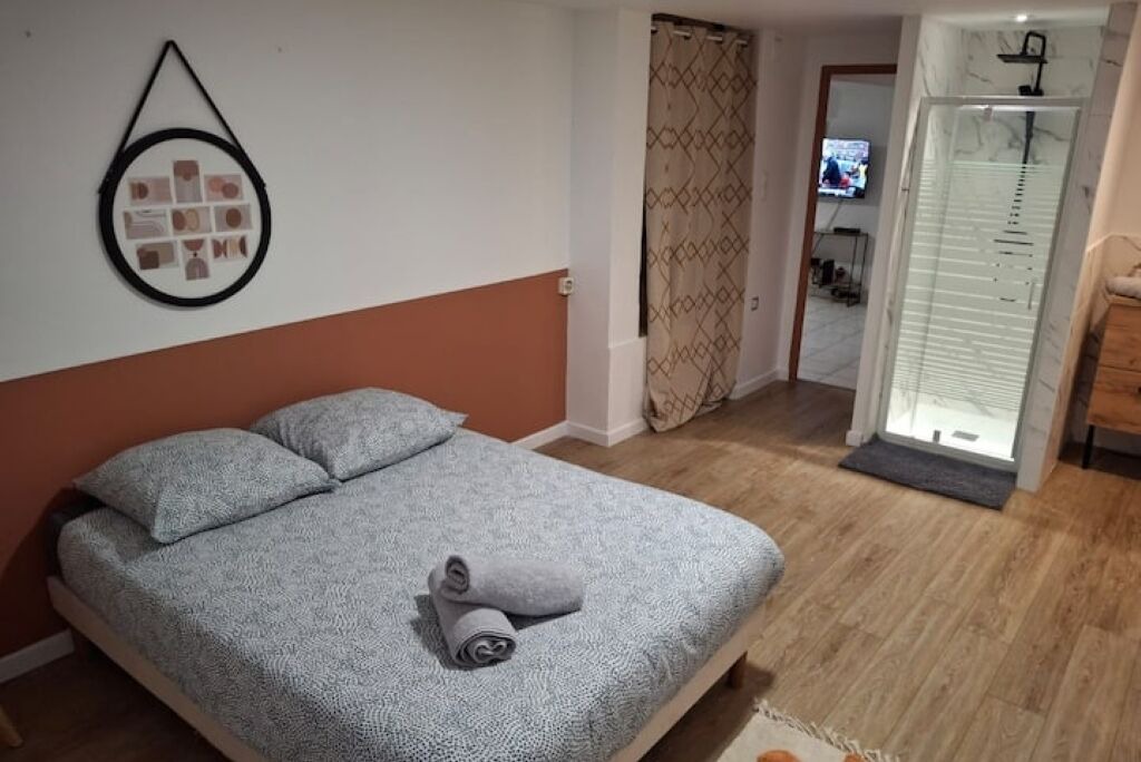 Photo of Bedroom in Ancely