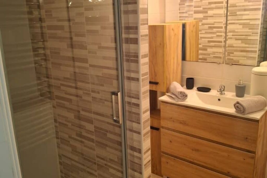 Photo of Bathroom in Ancely