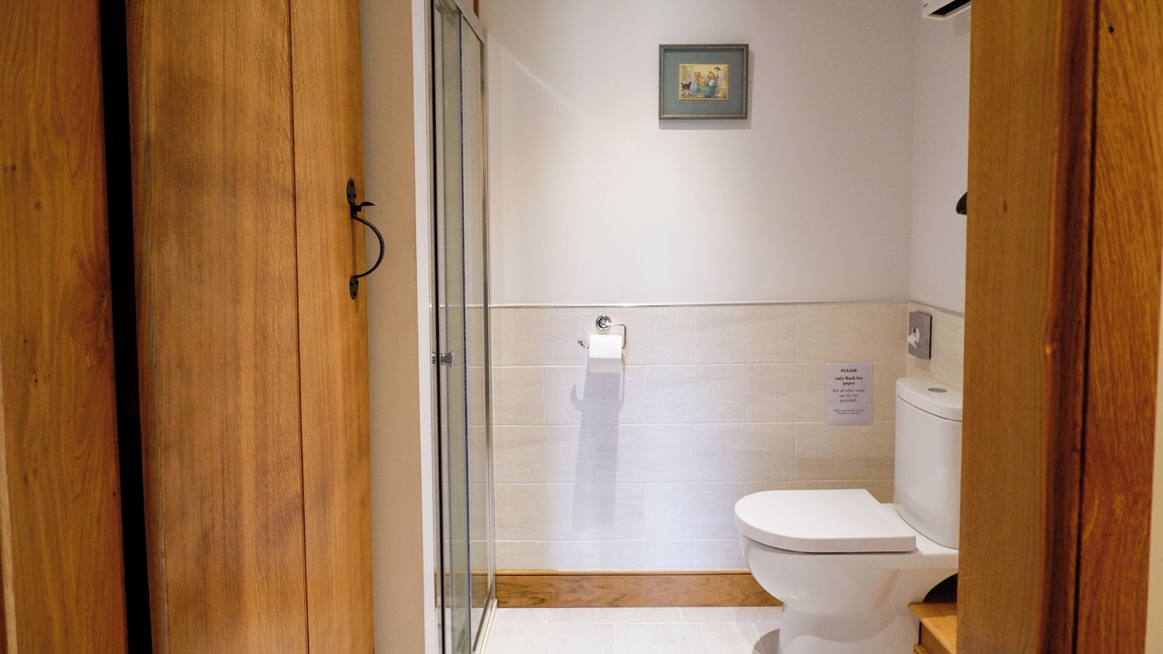 Photo of Bathroom in Crickhowell