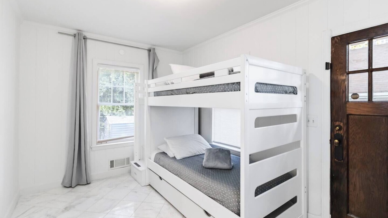 Photo of Bedroom in Home Park