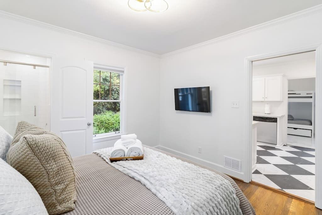 Photo of Bedroom in Home Park