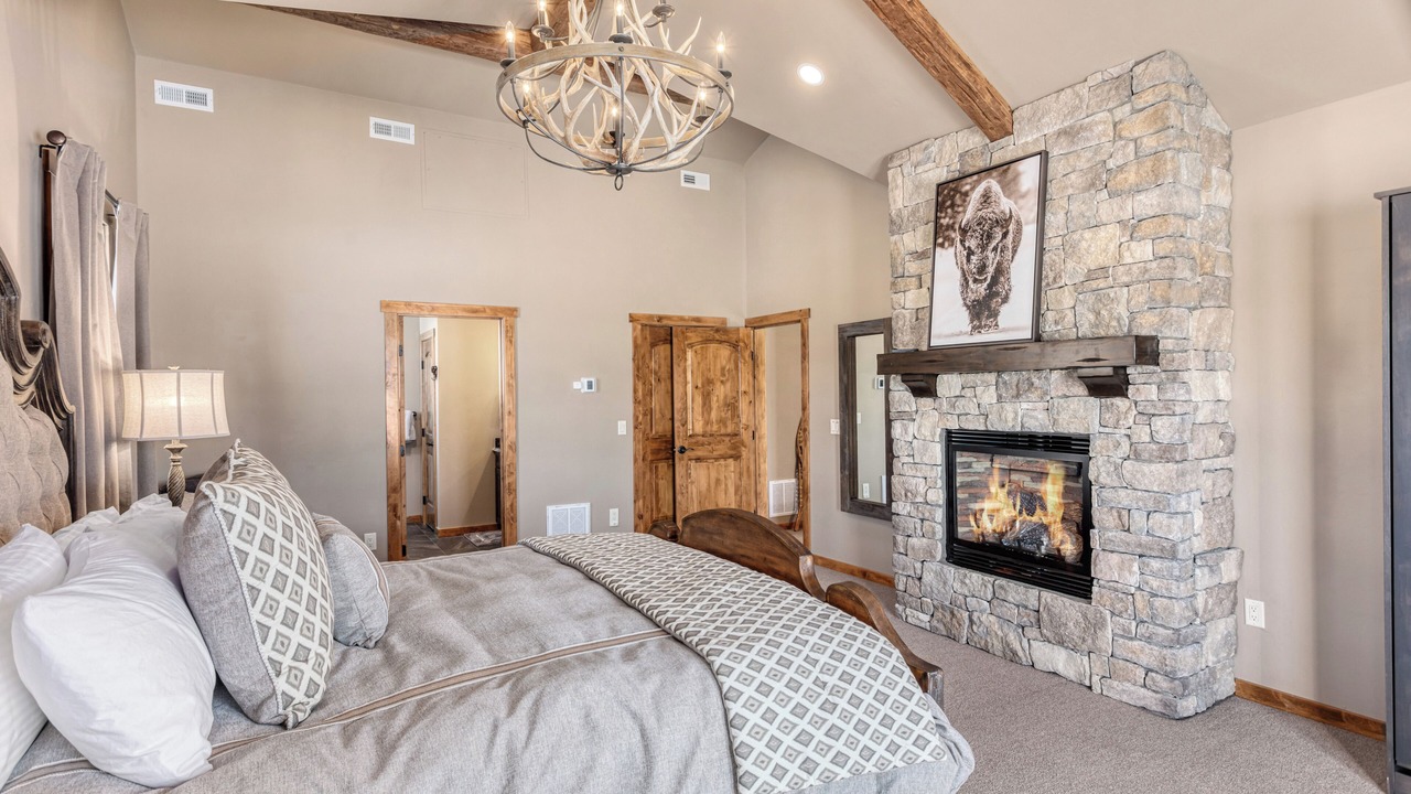 Photo of Bedroom in Twin Lakes