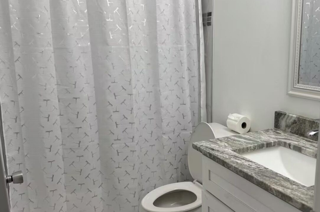 Photo of Bathroom in Lehigh Acres