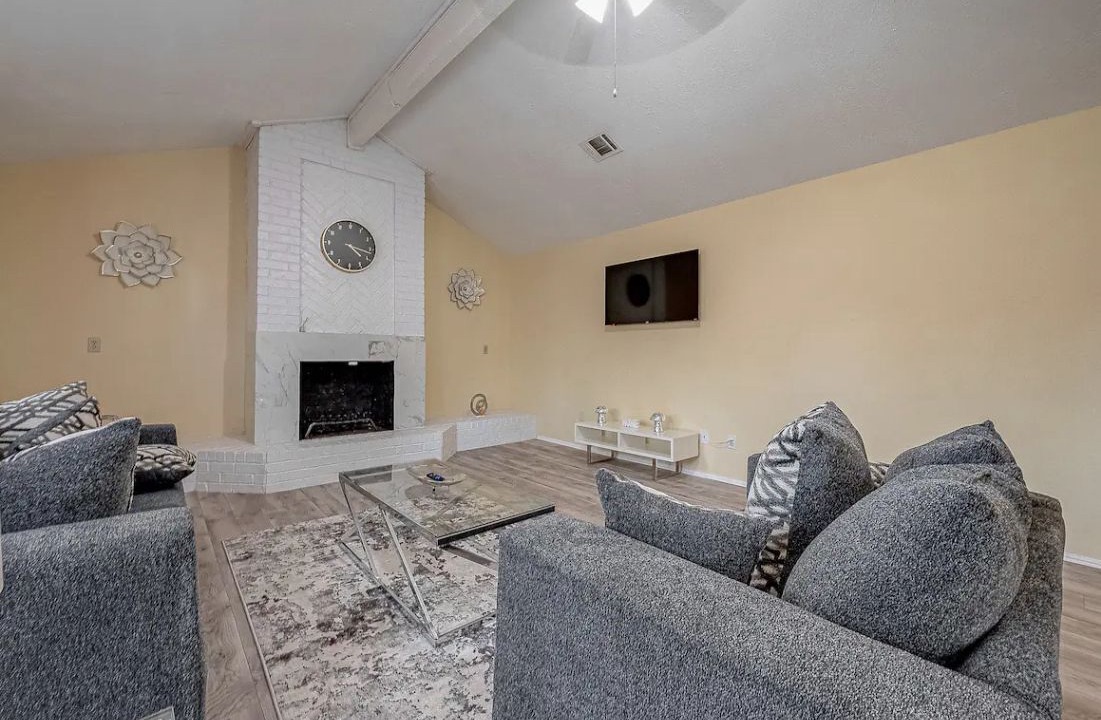 Photo of Livingroom in Barker
