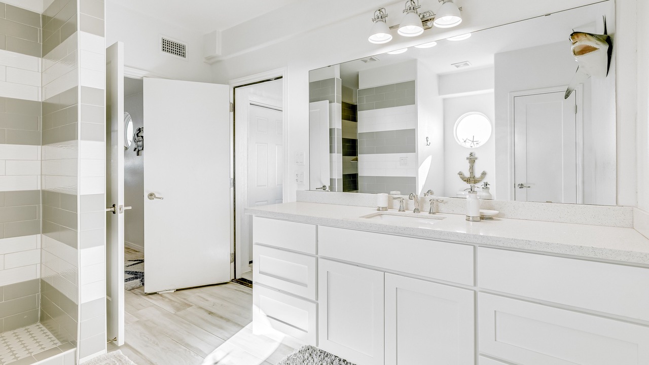 Photo of Bathroom in Port Bolivar
