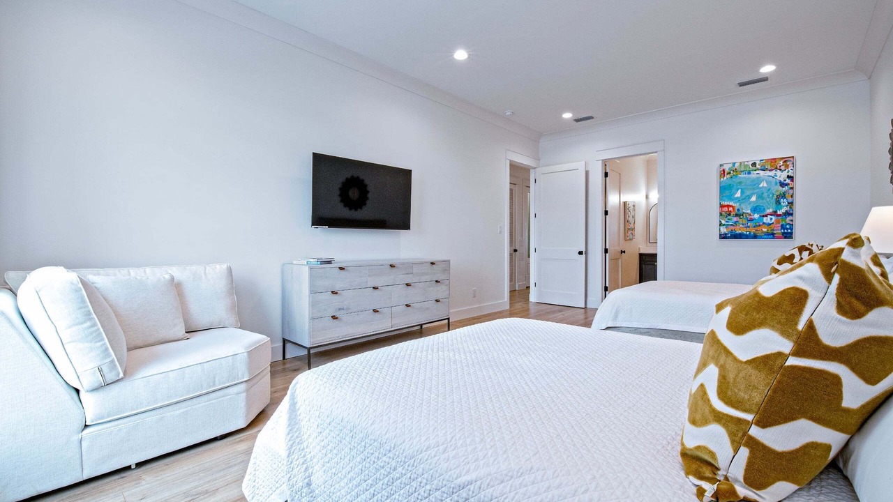 Photo of Bedroom in Southpointe