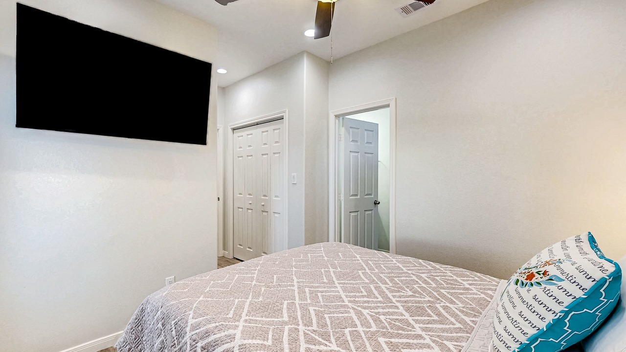 Photo of Bedroom in Gilchrist