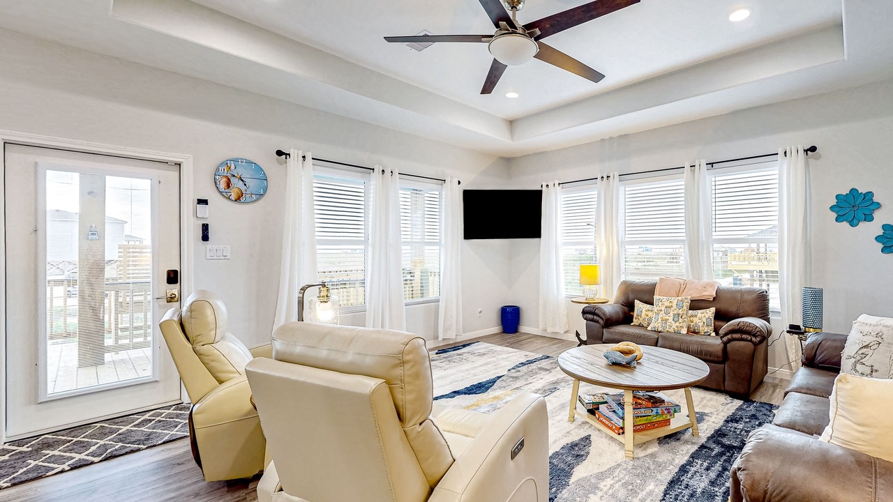 Photo of Livingroom in Gilchrist