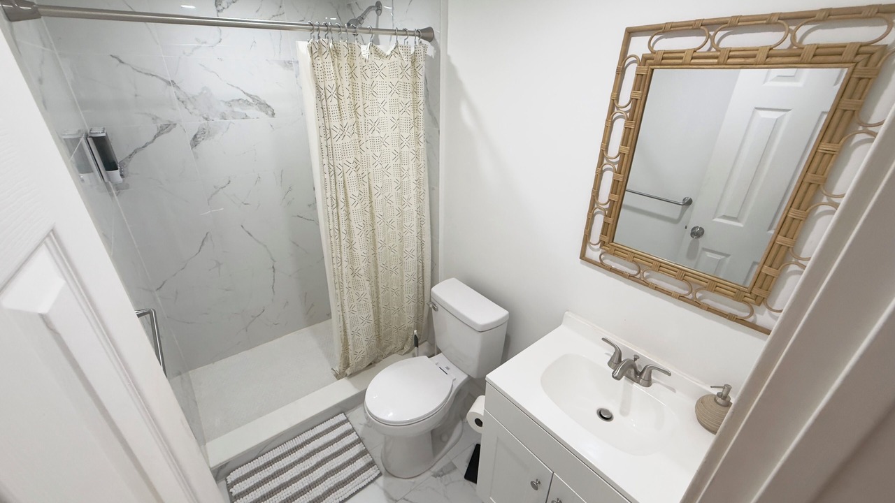 Photo of Bathroom in Wilton Manors