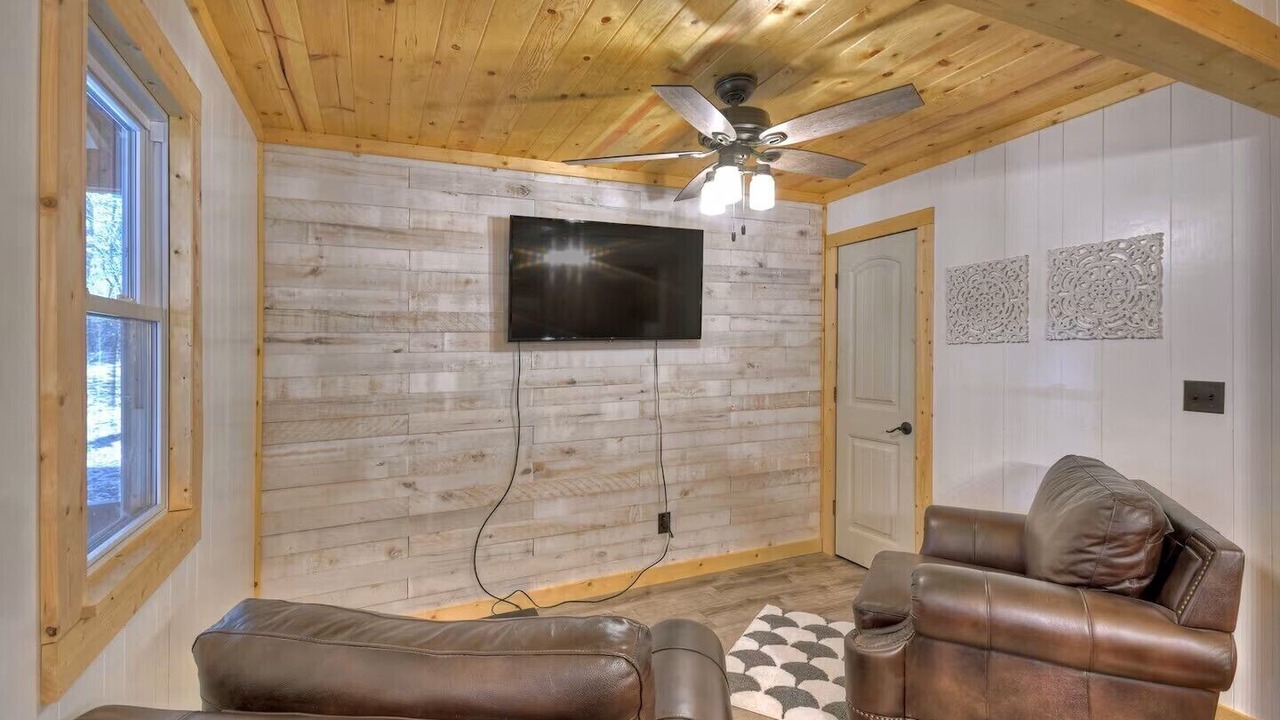 Photo of Livingroom in Blue Ridge