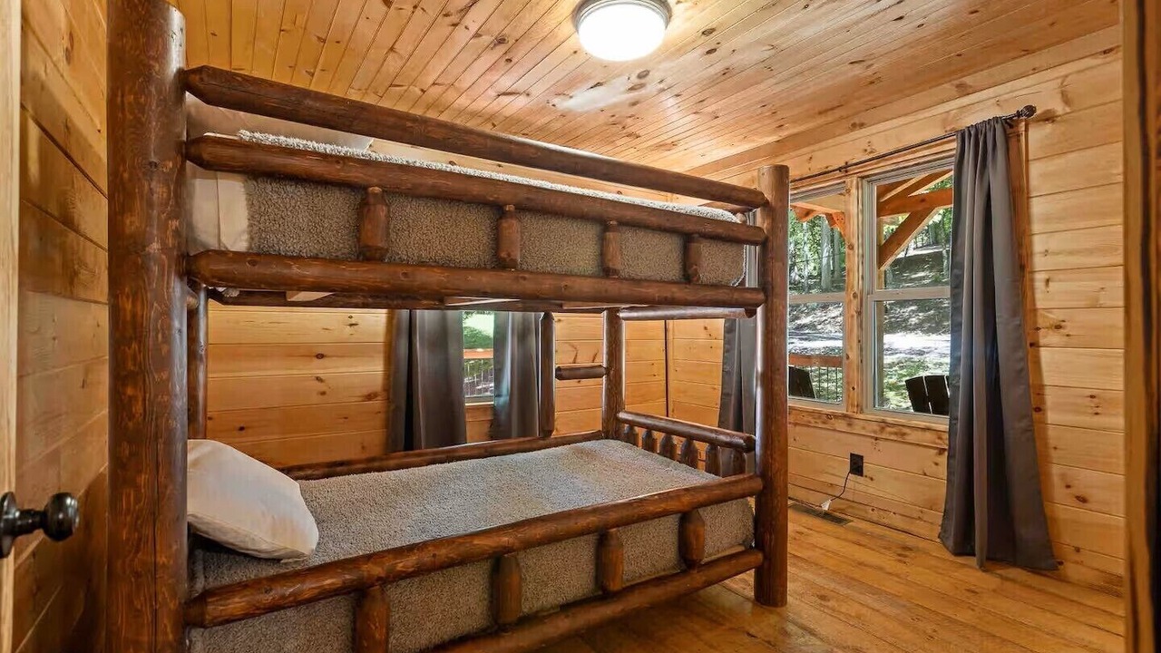 Photo of Bedroom in Blue Ridge