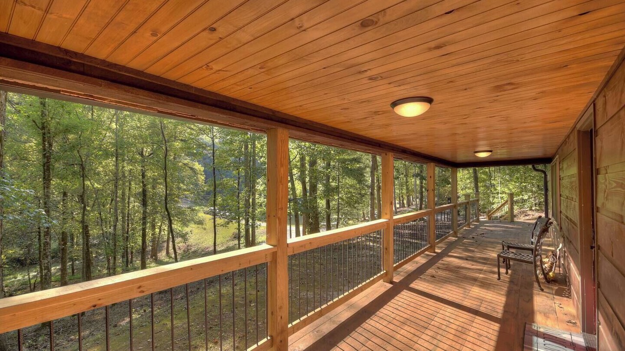 Photo of Patio Balcony in Blue Ridge