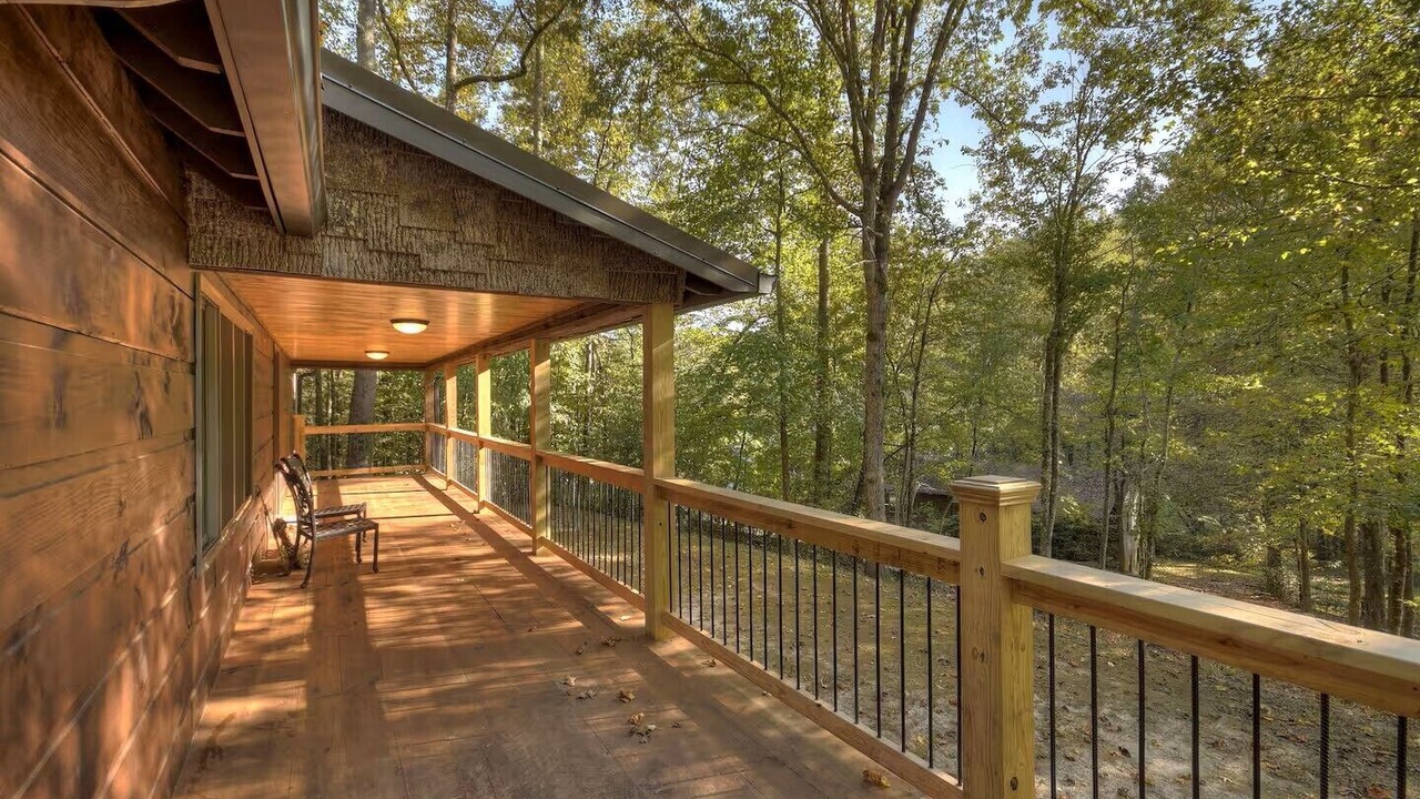 Photo of Patio Balcony in Blue Ridge